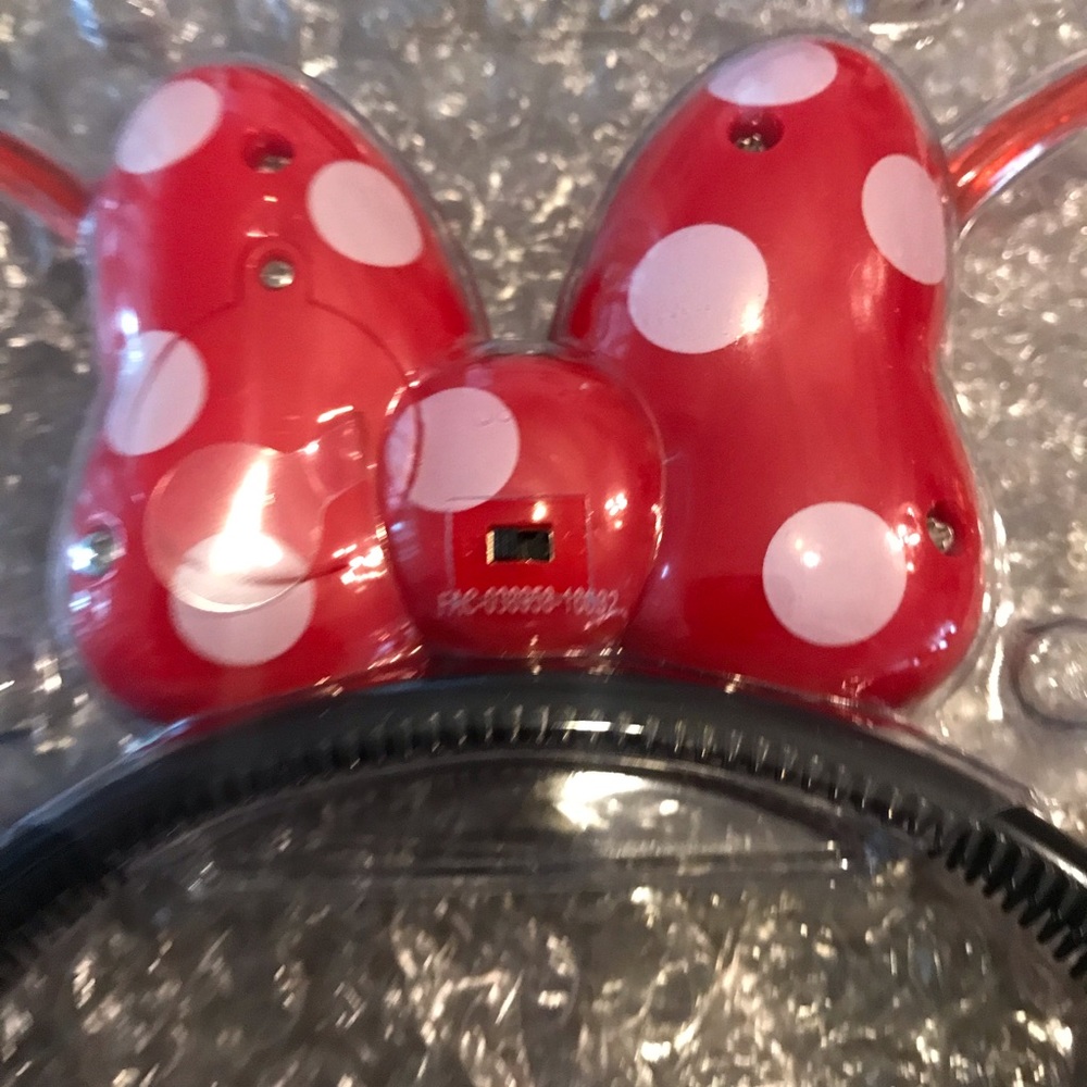 Two kids Disney Mini Mouse lighted headbands. Brand new never been worn.